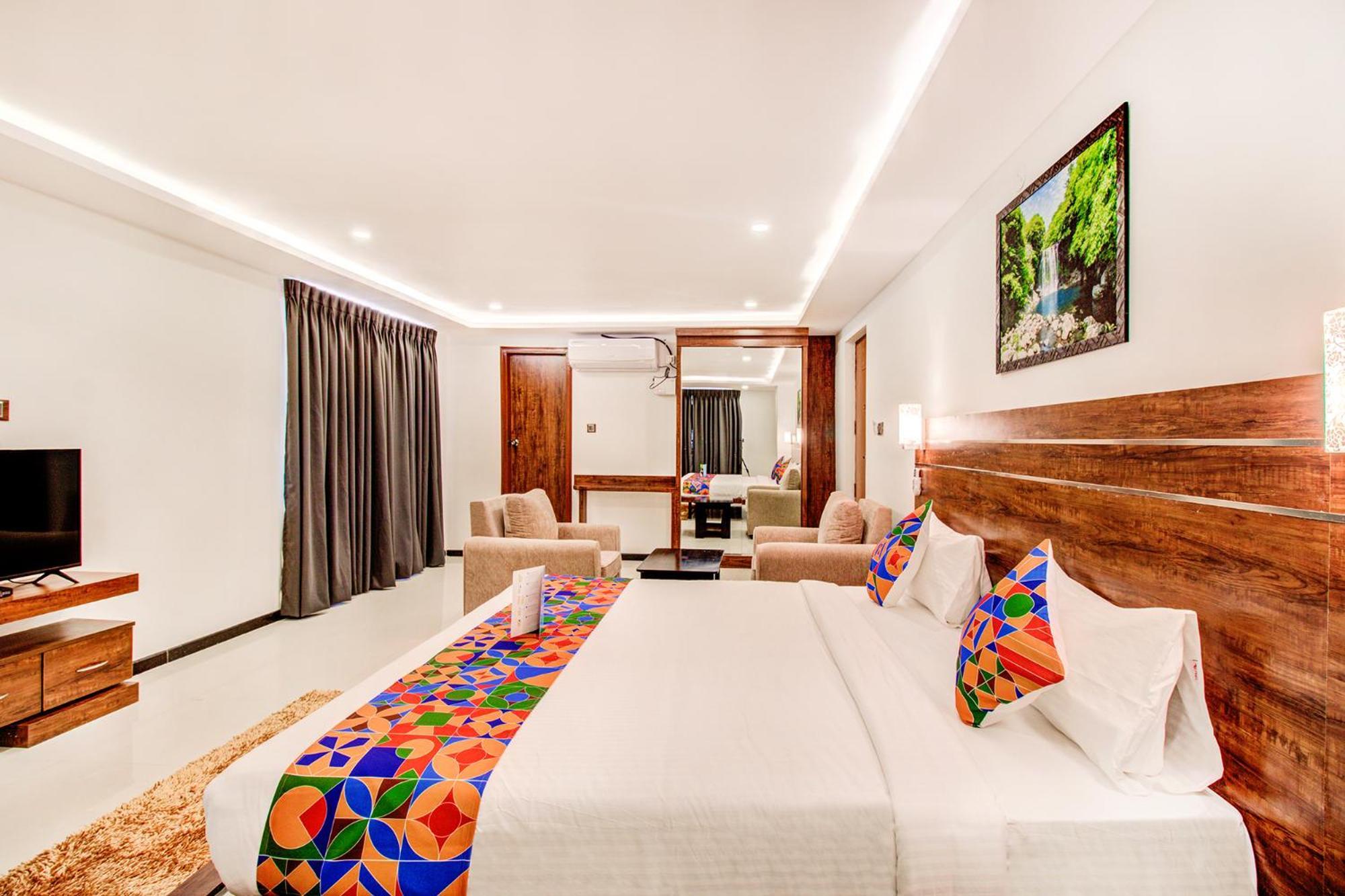 Fabhotel The Royal Suites - Nr Gopalan Innovation Mall Bangalore Eksteriør bilde